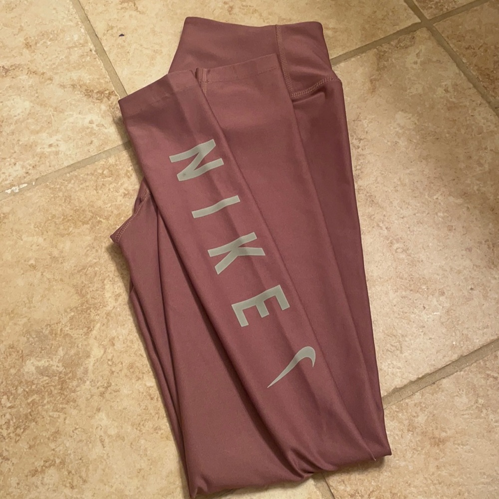 pink nike leggings